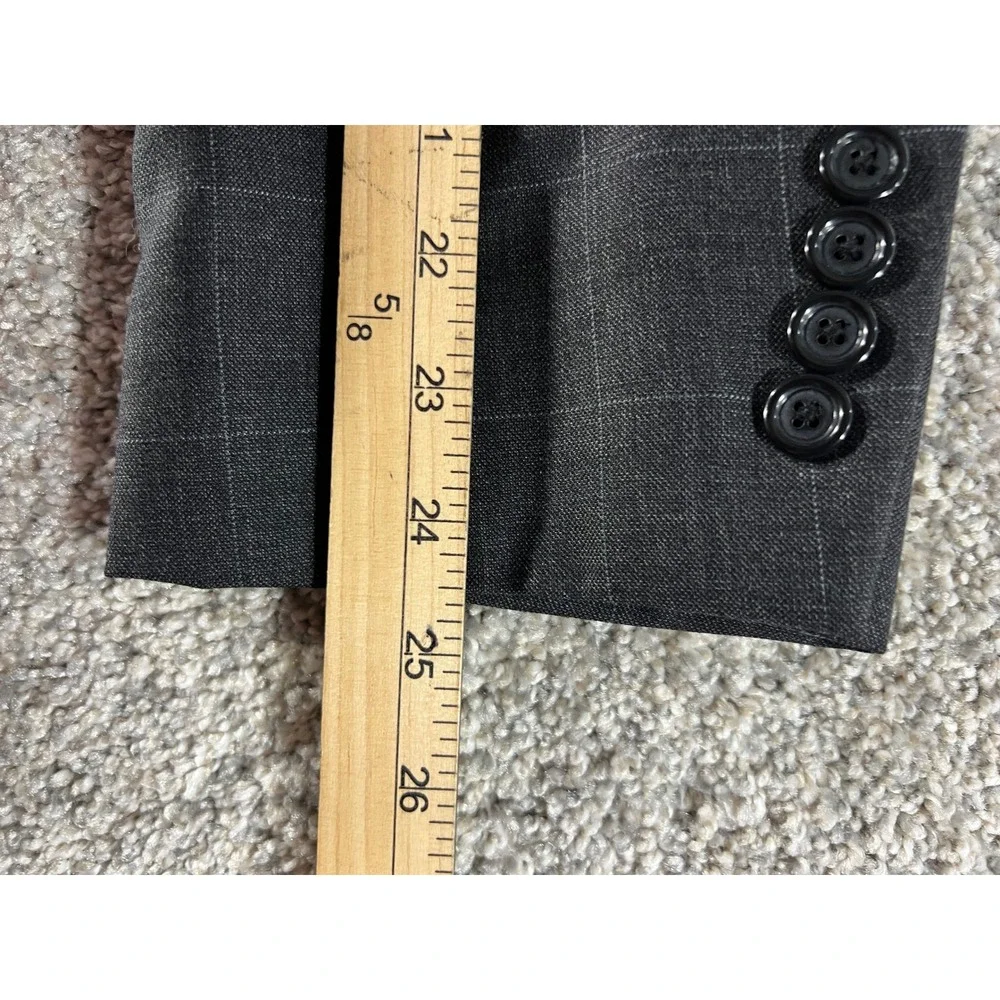 Jos A Bank Men 42R Blazer Sport Coat 100% Charcoal Gray Windowpane Wool 2 Button